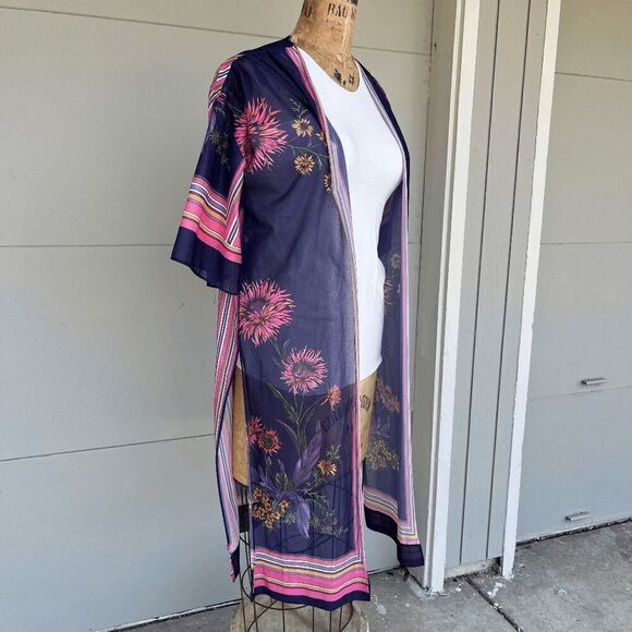 Vintage 70s Floral Kimono, Sheer, Retro Boho Style, Hippie Boho Iris S/M - Picture 10 of 10
